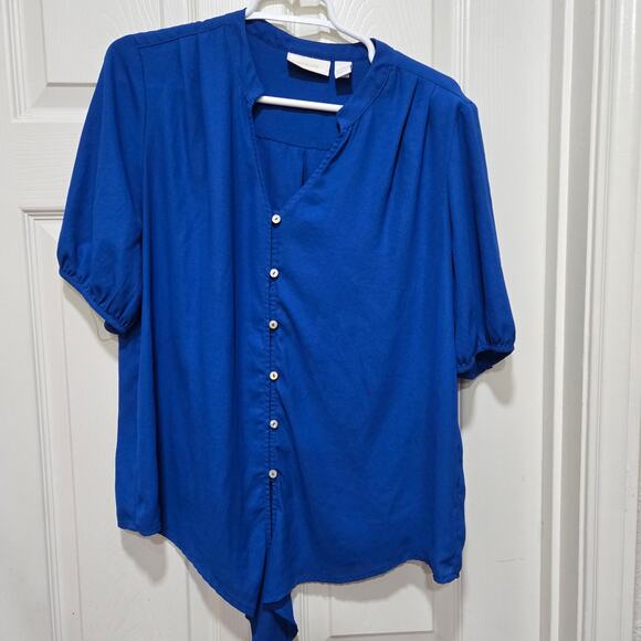 Chico’s Blue Tie Front Button Blouse Size 1 (M) Short Sleeve - Picture 1 of 7